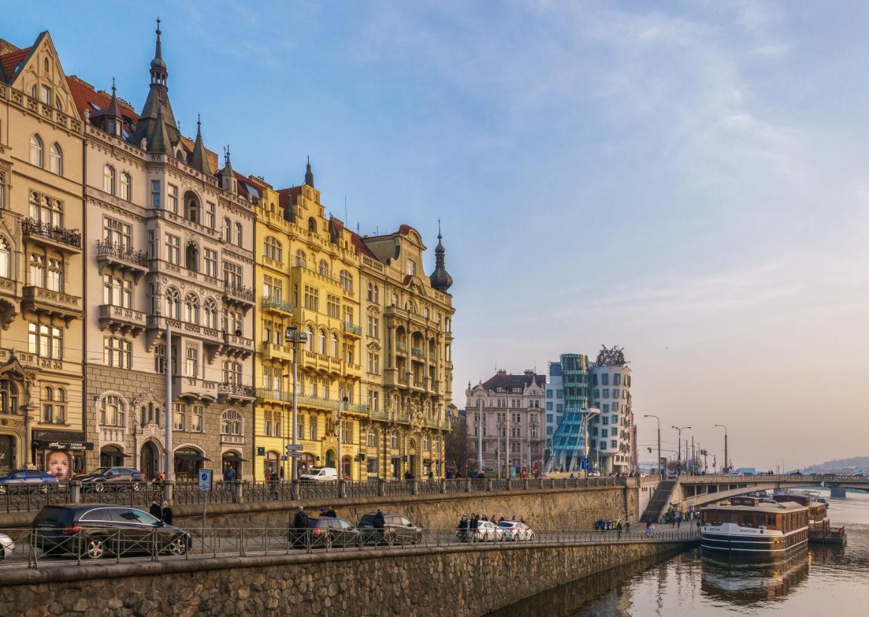 Mn6 Luxury Suites By Adrez Prag Eksteriør billede
