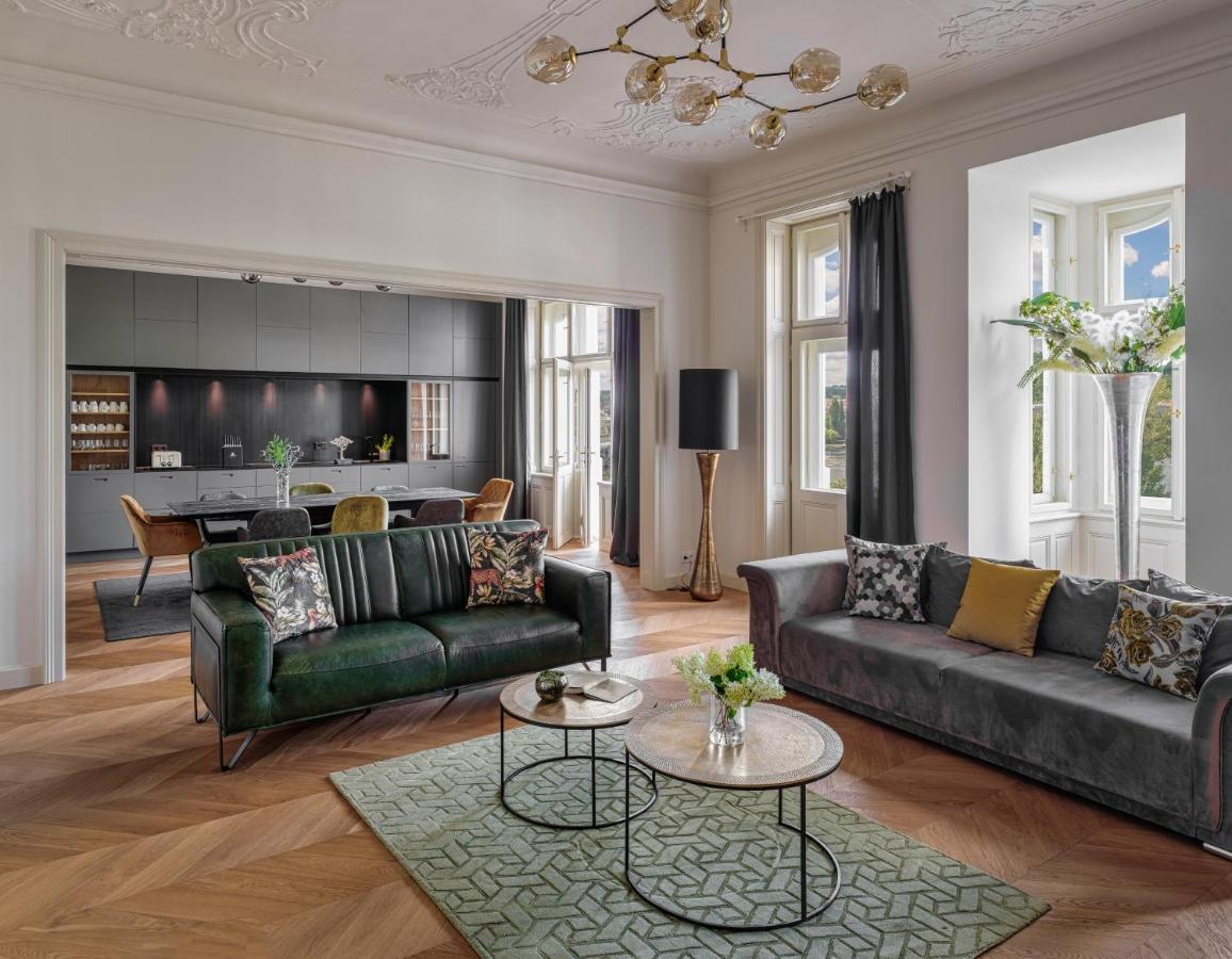 Mn6 Luxury Suites By Adrez Prag Eksteriør billede