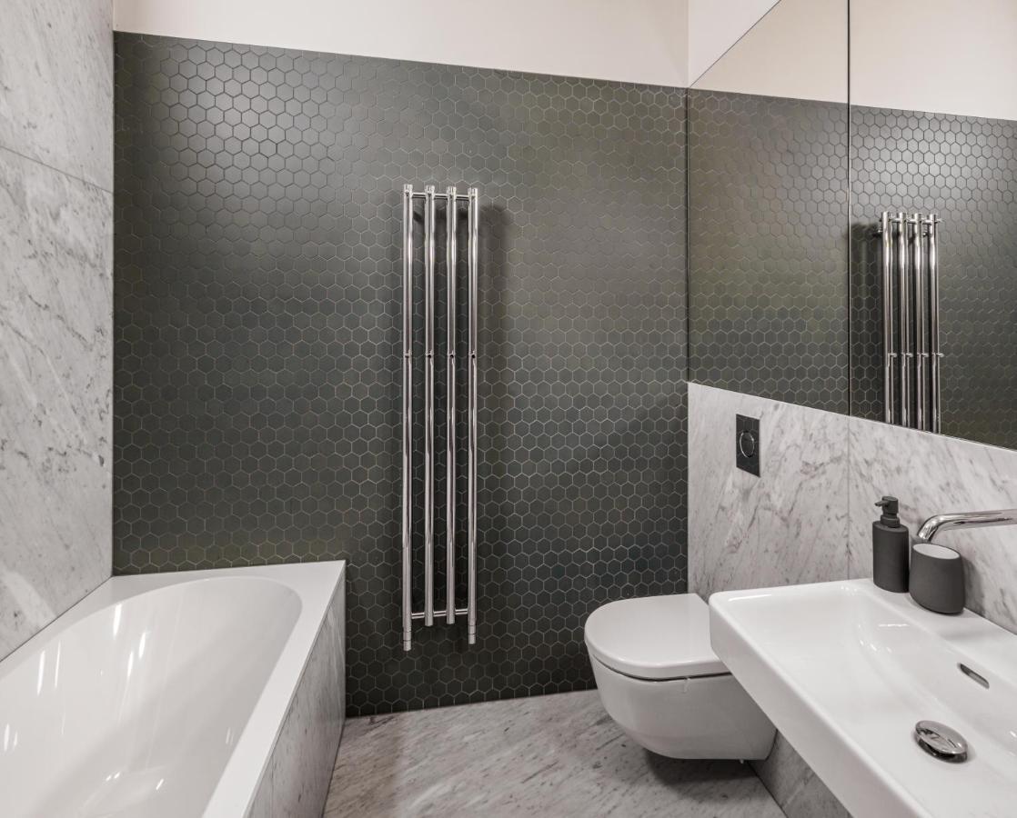 Mn6 Luxury Suites By Adrez Prag Eksteriør billede