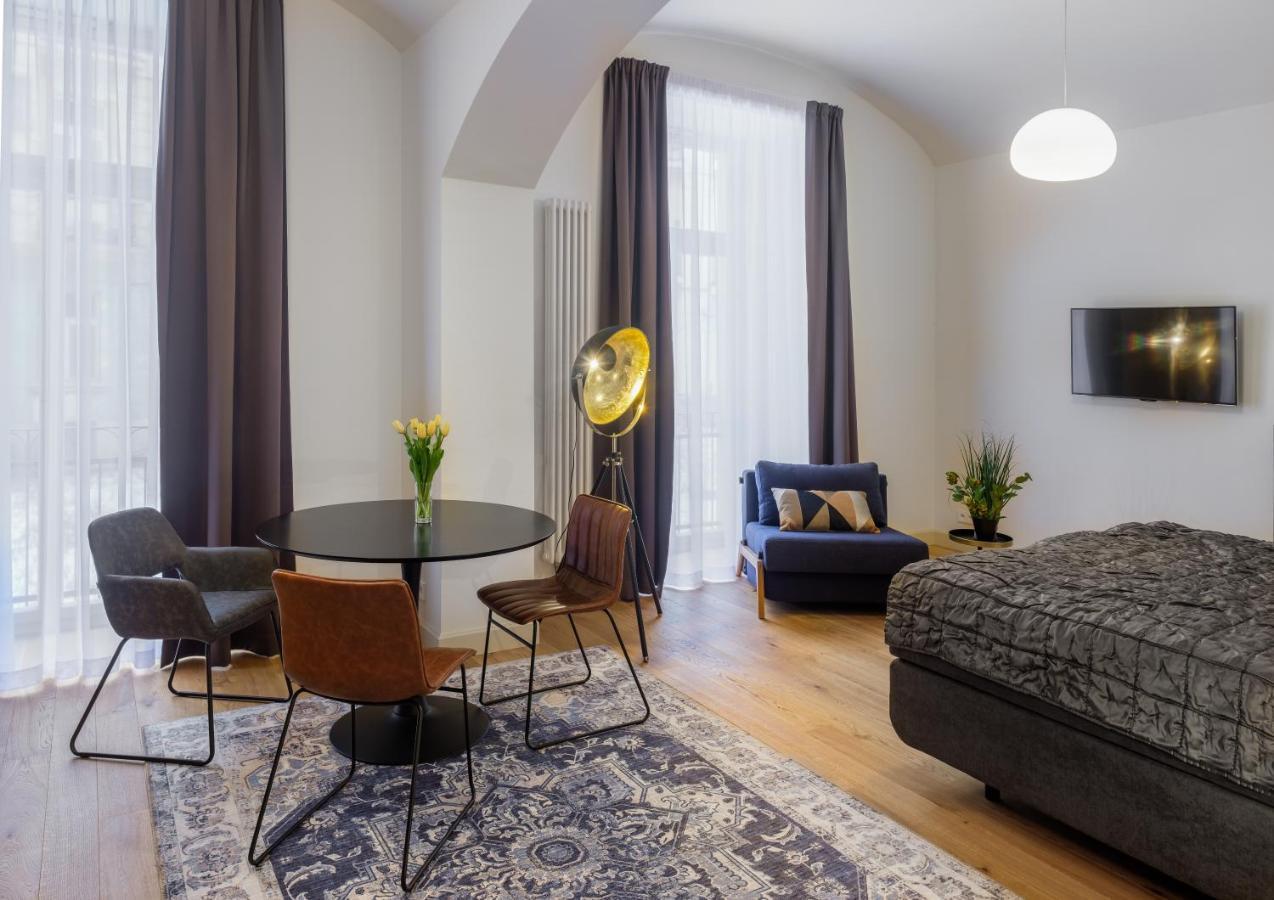 Mn6 Luxury Suites By Adrez Prag Eksteriør billede