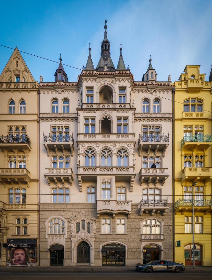 Mn6 Luxury Suites By Adrez Prag Eksteriør billede